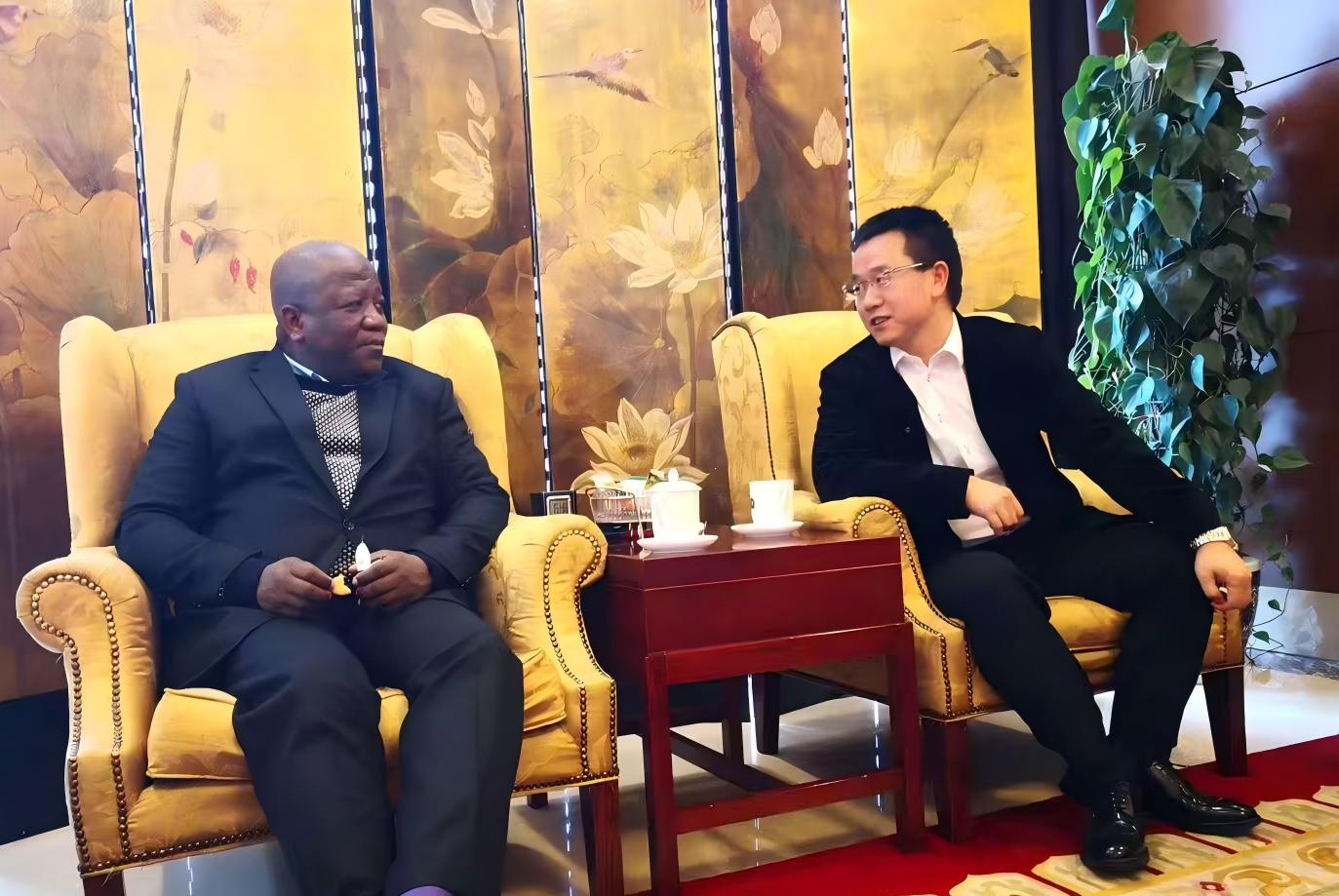 微信图片_20250819141101_223_336(1).jpg
